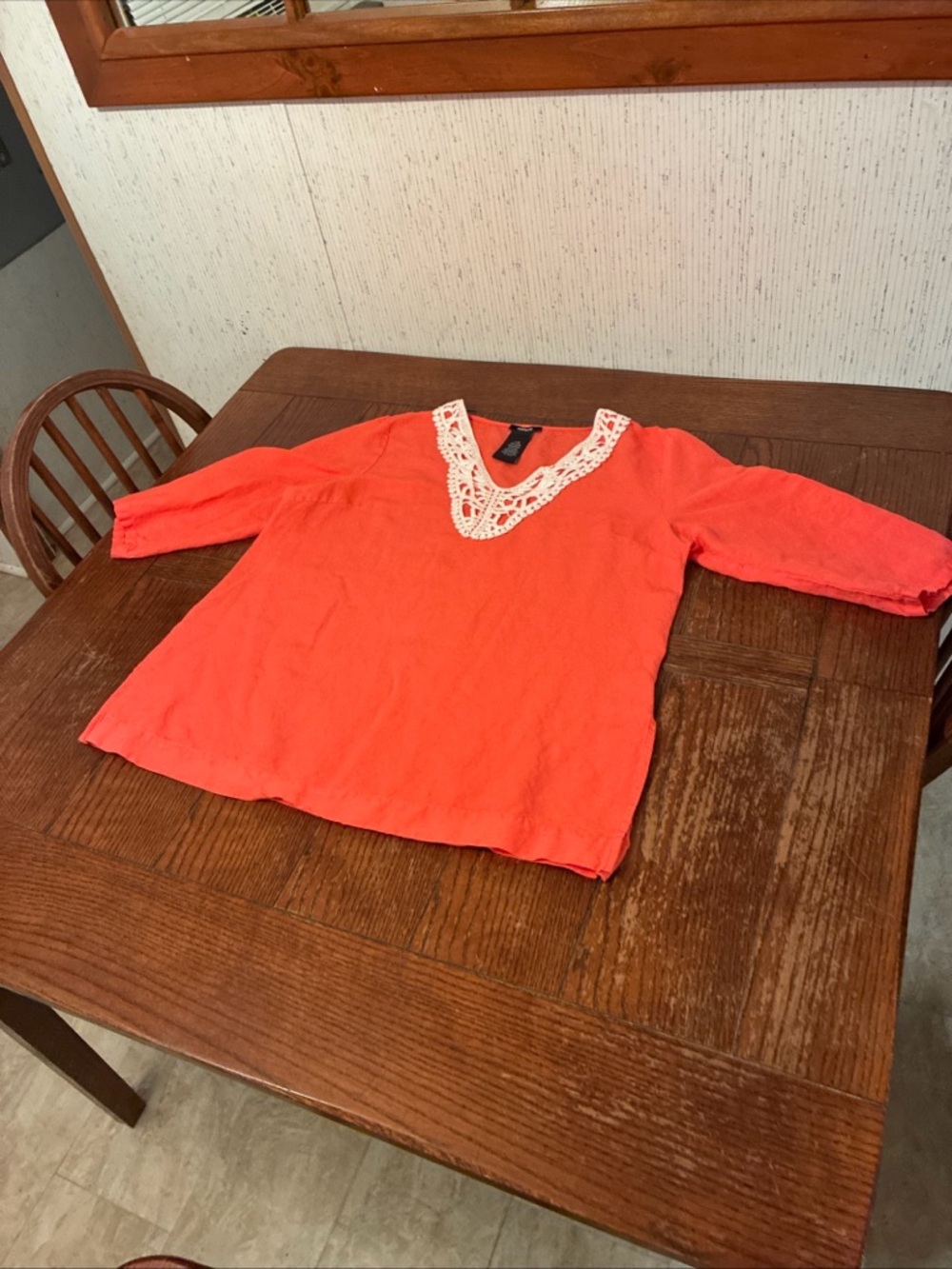 Premise Tunic Top Women’s Large Linen Blend Coral  Lace Neck Trim Pullover